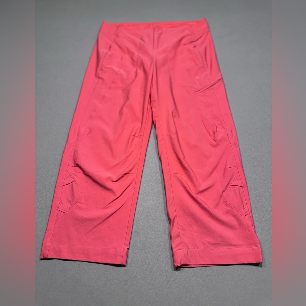 Nike Coral Cargo Cropped Pants